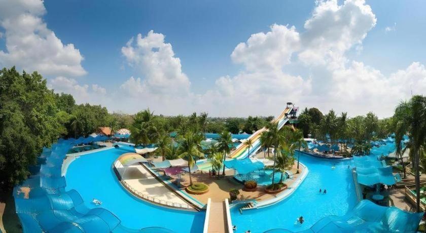 5 Diamond Hotel Bangkok Bagian luar foto