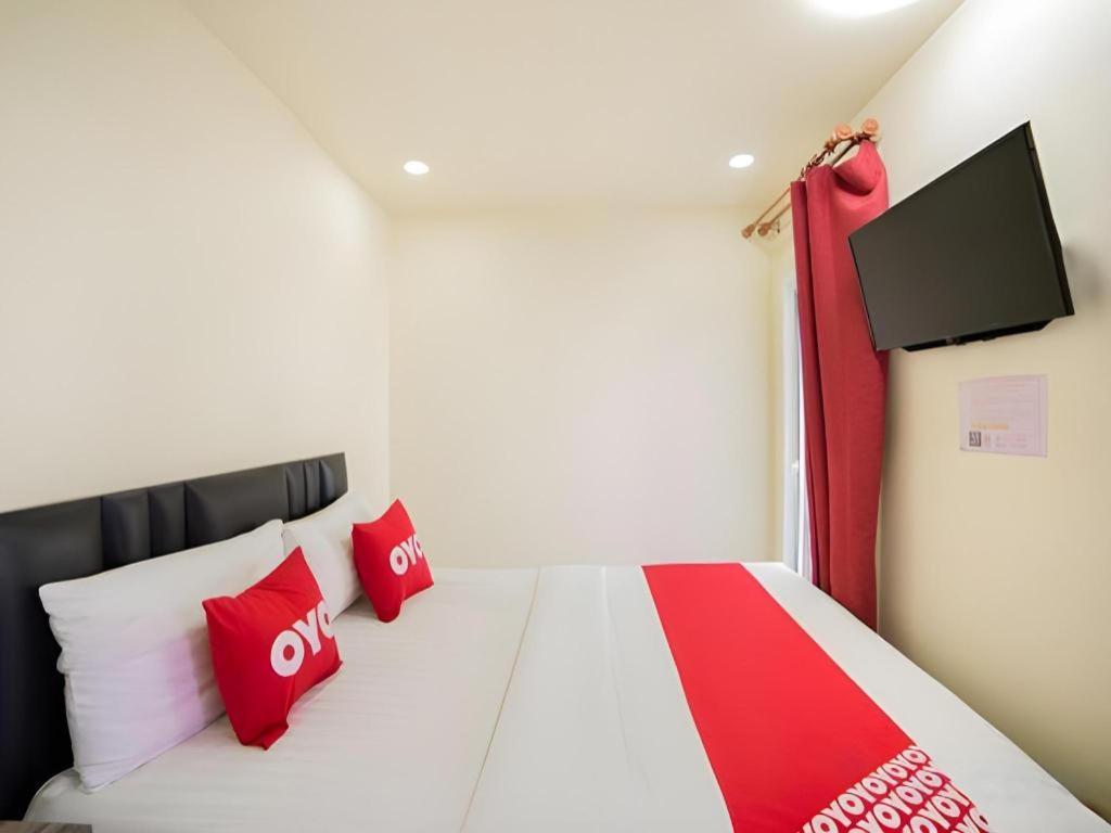 5 Diamond Hotel Bangkok Bagian luar foto